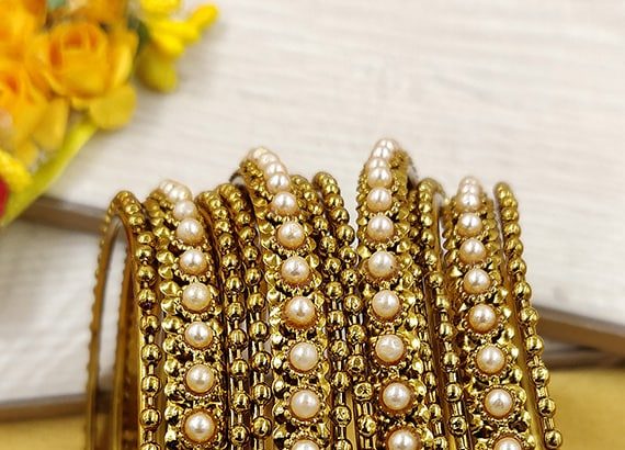 Artisanal Metal Bangles: Symbolizing Beauty and beyond