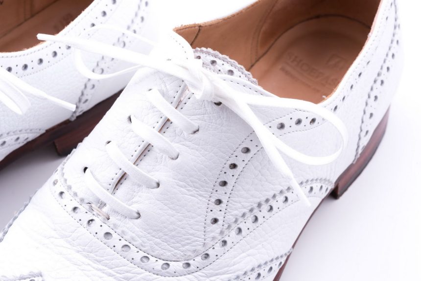 The Popularity of White Shoe Laces: Why They’re in Vogue Now